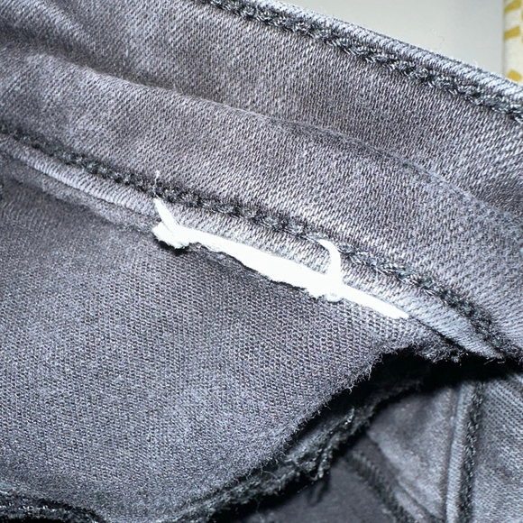 Women's Hollister Co. High-Rise Jean Leggings Black Size 7S Advanced Stretch - Picture 6 of 13